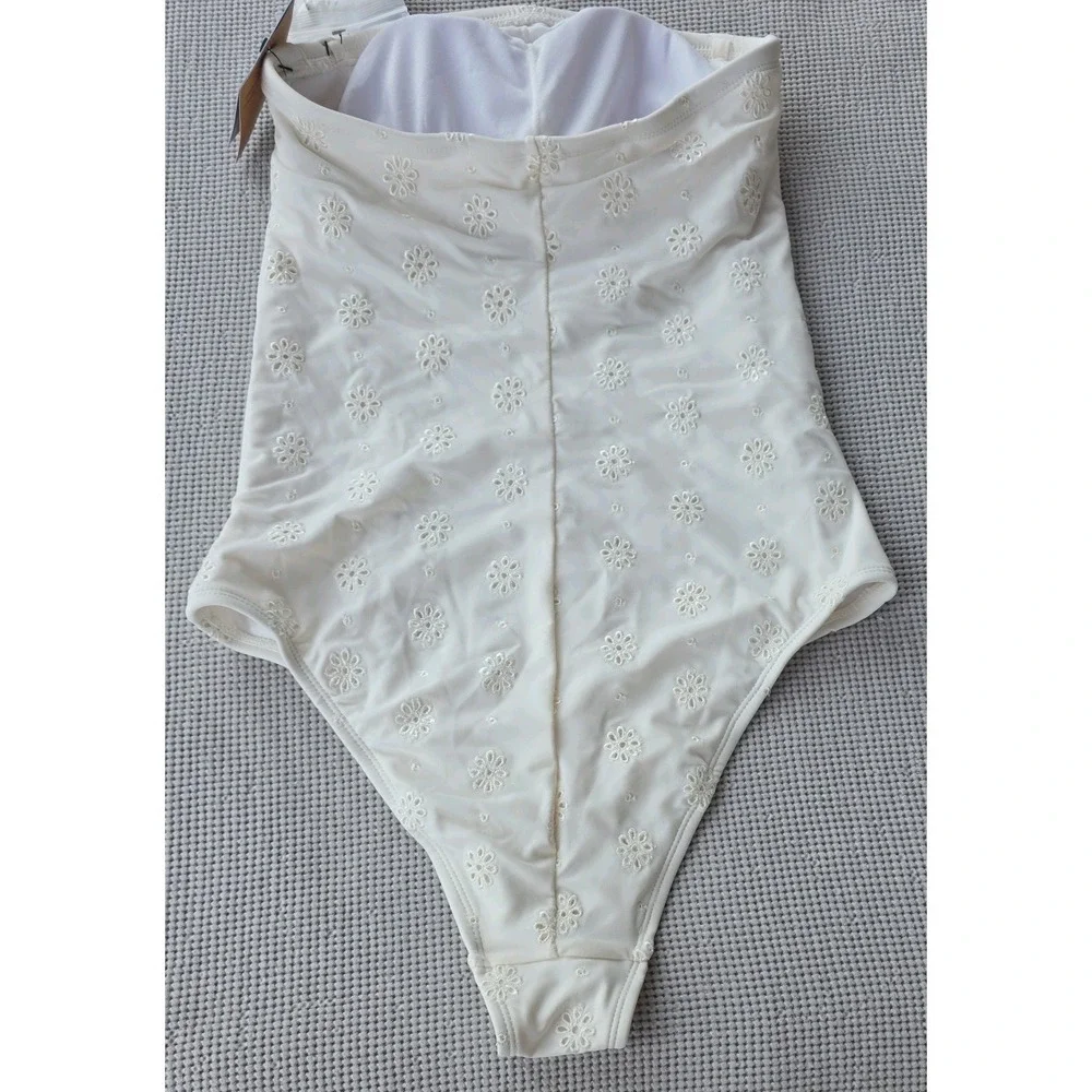 Women's Eyelet Bandeau High Cheeky One Piece Swimsuit - Shade & Shore SM (390)